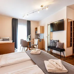 https://gastehaus-zehmerhof.com-bavaria.com
